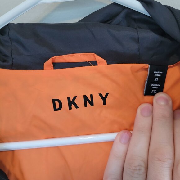 NWT DKNY Men's Orange & Black Colorblock Hooded Windbreaker Jacket XL - Picture 6 of 9